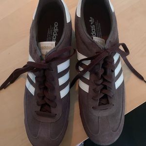 Adidas dragon Men’s size 12 Brown sneaker